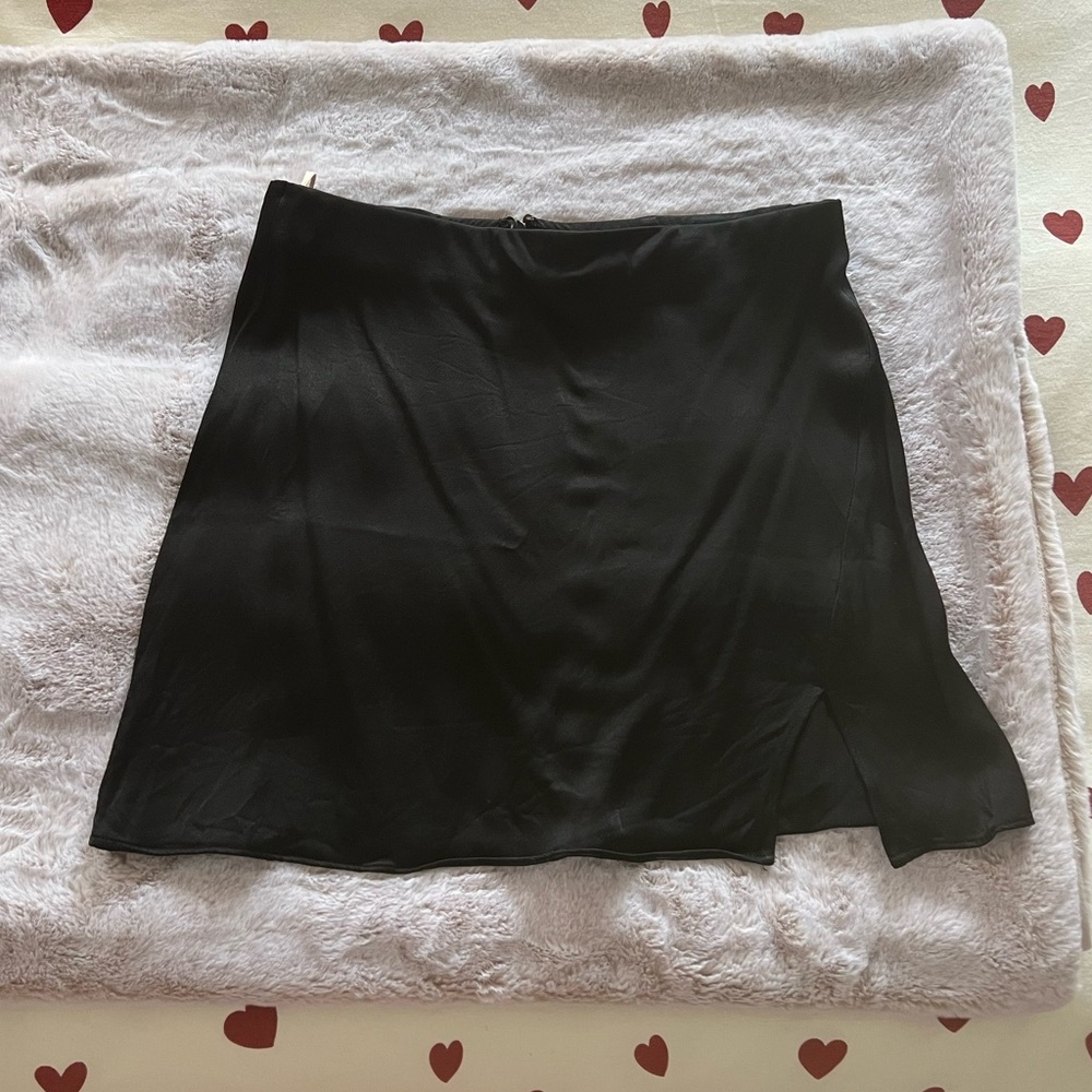 ARITZIA wilfred free black mini skirt